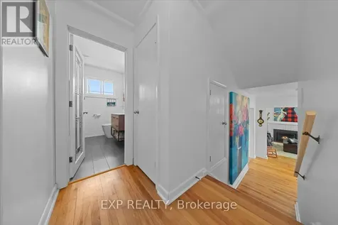 554 Browning Avenue Ottawa ON K1G 0T4