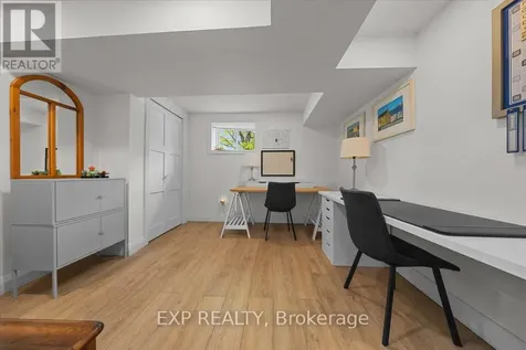 554 Browning Avenue Ottawa ON K1G 0T4