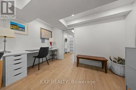 554 Browning Avenue Ottawa ON K1G 0T4