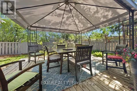 554 Browning Avenue Ottawa ON K1G 0T4