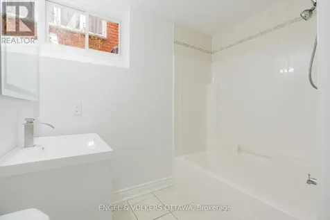 1649 Rosebella Avenue Ottawa ON K1T 1E9