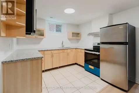 1649 Rosebella Avenue Ottawa ON K1T 1E9