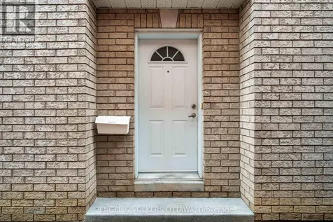 1649 Rosebella Avenue Ottawa ON K1T 1E9
