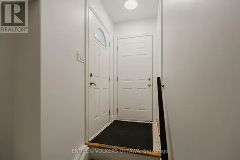 1649 Rosebella Avenue Ottawa ON K1T 1E9
