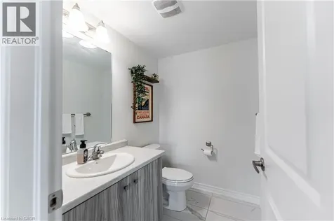 92 Dryden Lane Hamilton ON L8H 0B6