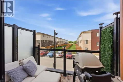 92 Dryden Lane Hamilton ON L8H 0B6