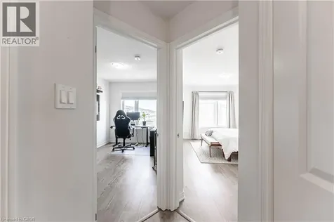 92 Dryden Lane Hamilton ON L8H 0B6