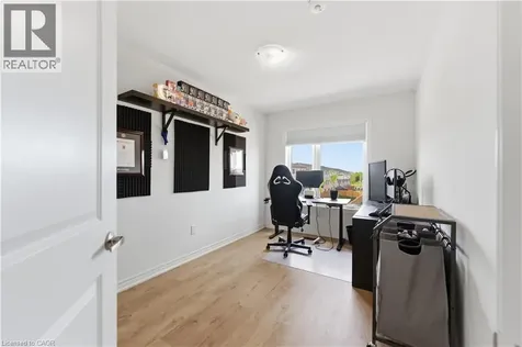 92 Dryden Lane Hamilton ON L8H 0B6