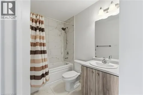 92 Dryden Lane Hamilton ON L8H 0B6