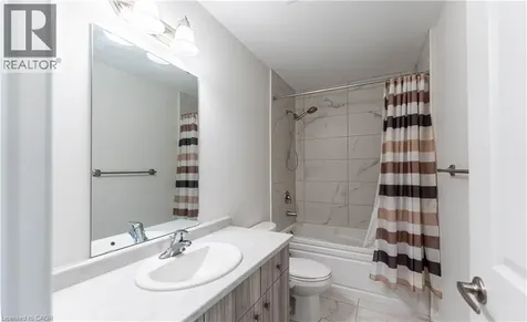 92 Dryden Lane Hamilton ON L8H 0B6