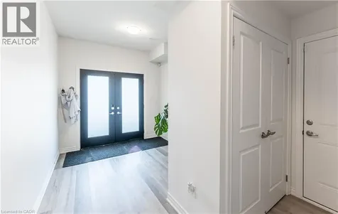 92 Dryden Lane Hamilton ON L8H 0B6