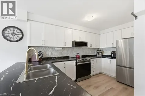 92 Dryden Lane Hamilton ON L8H 0B6