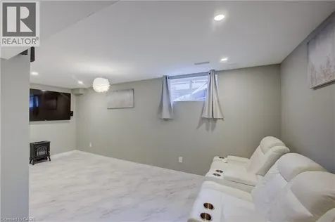 53 Drive Kitchener ON N2E 4A9
