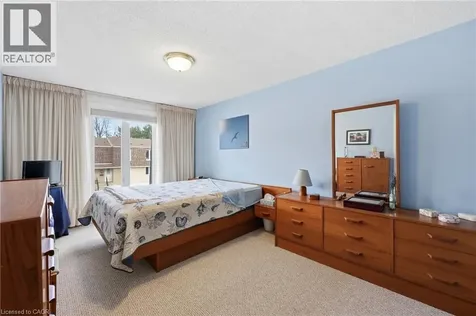 299 Limeridge Ridge West Hamilton ON L9C 2V4
