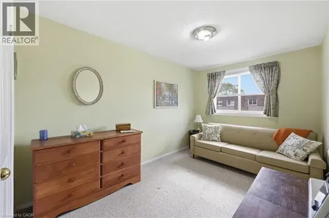 299 Limeridge Ridge West Hamilton ON L9C 2V4