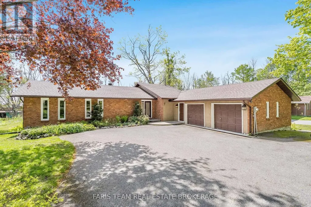 21 Poplar Crescent Oro-medonte ON L0L 1T0