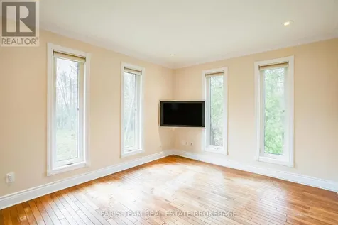 21 Poplar Crescent Oro-medonte ON L0L 1T0