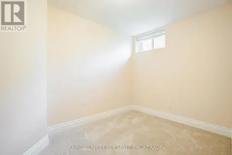 21 Poplar Crescent Oro-medonte ON L0L 1T0