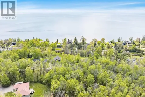 21 Poplar Crescent Oro-medonte ON L0L 1T0