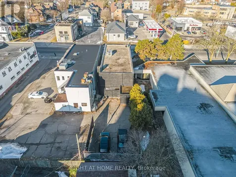 4872 Victoria Avenue Niagara Falls (downtown) ON L2E 4C5