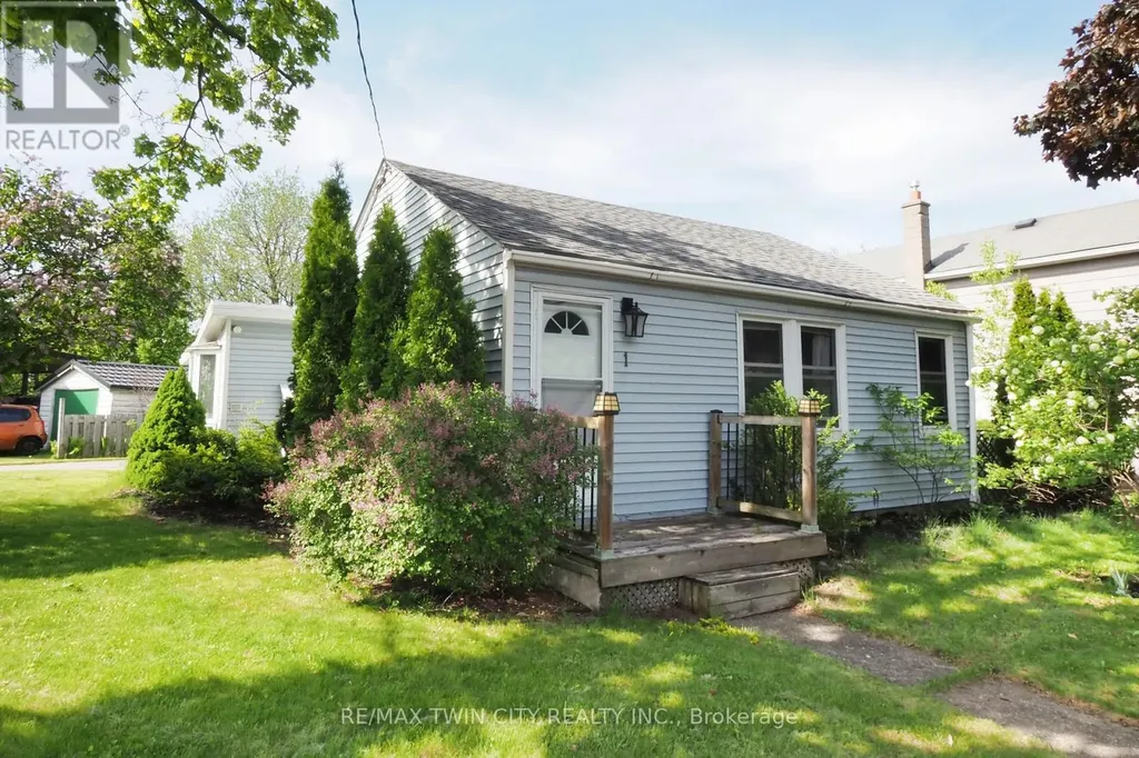 1 Forbes Street Cambridge ON N3C 2E1