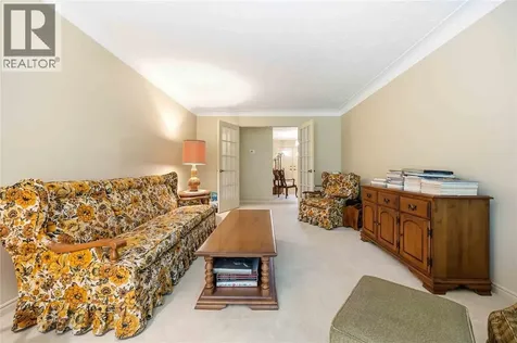 632 Esser Crescent Sarnia ON N7S 5J2