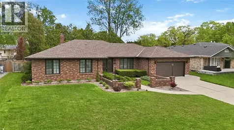 632 Esser Crescent Sarnia ON N7S 5J2