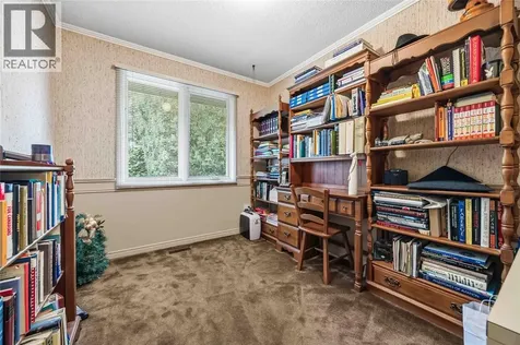 632 Esser Crescent Sarnia ON N7S 5J2