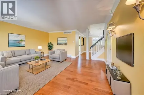 70 Frobisher Court Cambridge ON N1R 6Z5