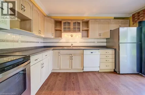 70 Frobisher Court Cambridge ON N1R 6Z5