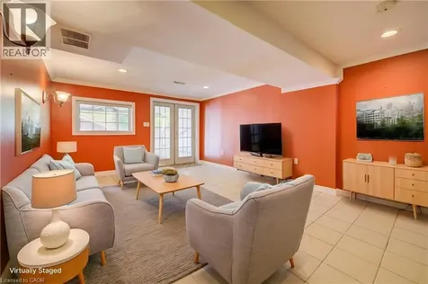 70 Frobisher Court Cambridge ON N1R 6Z5
