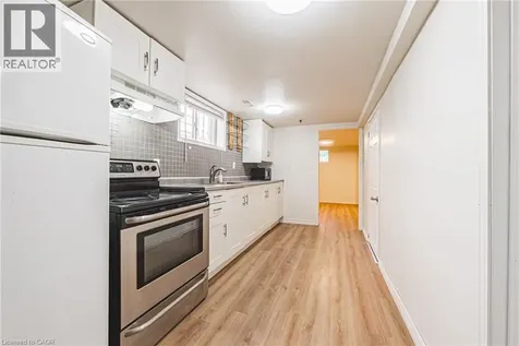 13 East 21st Street Hamilton ON L8V 2T3