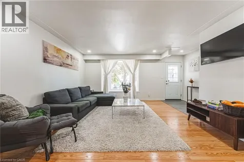 13 East 21st Street Hamilton ON L8V 2T3