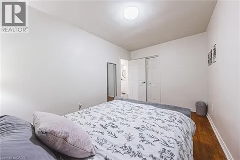 13 East 21st Street Hamilton ON L8V 2T3