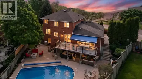 97 Manitoulin Crescent Kitchener ON N2A 3H5