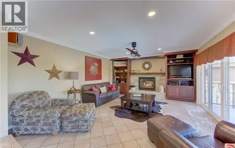 97 Manitoulin Crescent Kitchener ON N2A 3H5