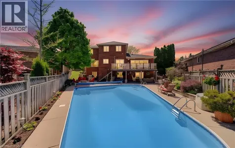 97 Manitoulin Crescent Kitchener ON N2A 3H5