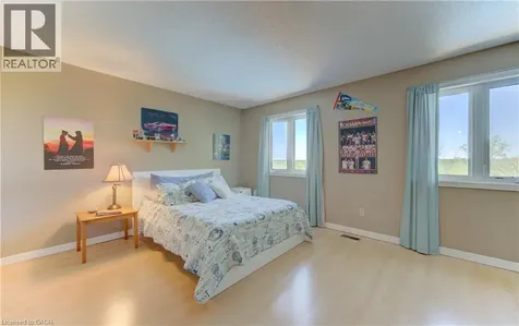 97 Manitoulin Crescent Kitchener ON N2A 3H5