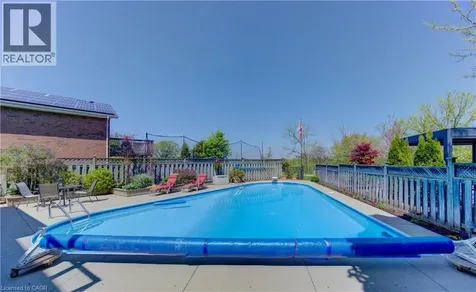 97 Manitoulin Crescent Kitchener ON N2A 3H5
