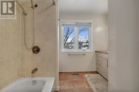 1849 Montereau Avenue Ottawa ON K1C 5X5