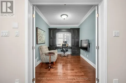 245 Lucinda Crescent Ottawa ON K1W 0A1