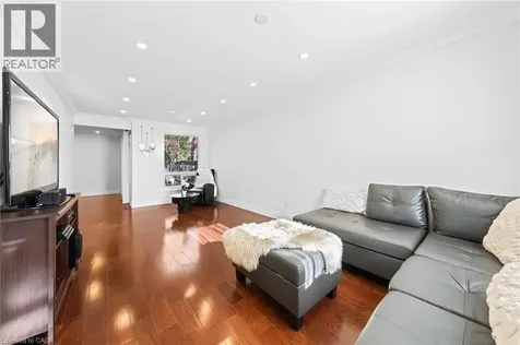 46 Novoco Drive Hamilton ON L9C 7E8