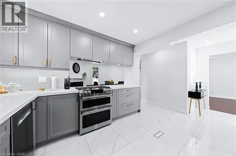 46 Novoco Drive Hamilton ON L9C 7E8