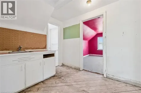 288 Margaret Avenue Kitchener ON N2H 4J7