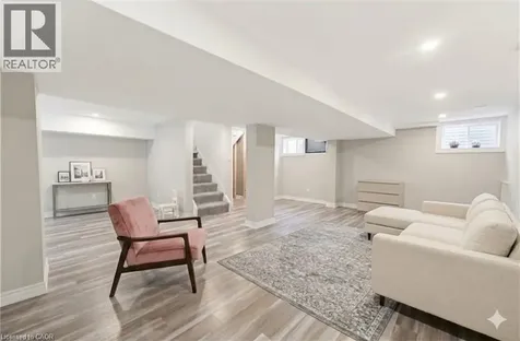 91 First Street North Stoney Creek ON L8G 1Y2