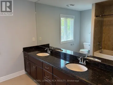 25 Brookhaven Crescent East Garafraxa ON L9W 7L9
