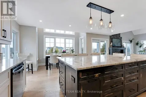 114 Charles Holden Avenue Merrickville-wolford ON K0G 1N0