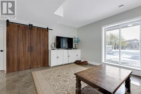 114 Charles Holden Avenue Merrickville-wolford ON K0G 1N0