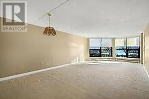 50 Market St Street Gananoque ON K7G 2M3