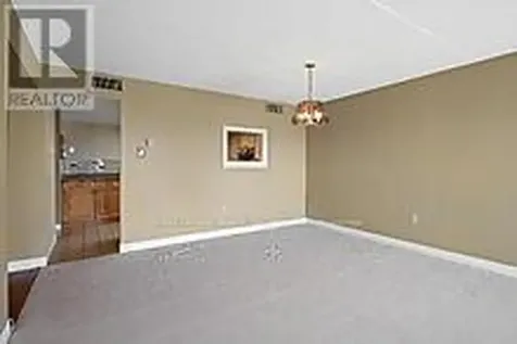 50 Market St Street Gananoque ON K7G 2M3